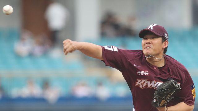 키움 정찬헌, 현역 은퇴 후 코치로… '해외파' 윤정현 등 웨이버 공시
