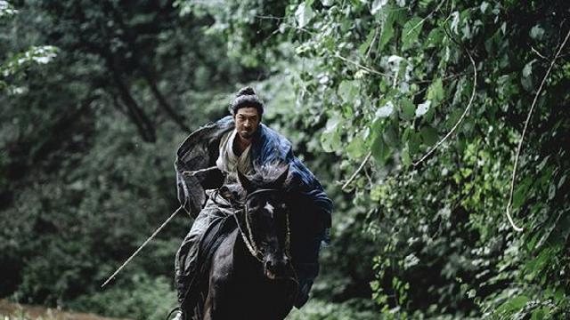 '전,란' 강동원x박정민, 이토록 화려하고 강렬한 검술 액션이라니