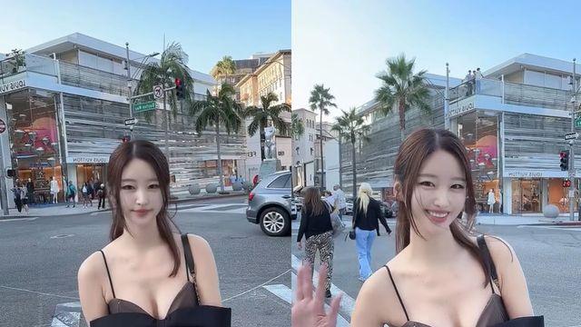 김나정 아나운서, 커다란 리본으로 가린 상체 [DA★]