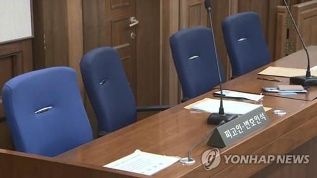 '빚 갚으라' 다투다 목 졸라 살해한 60대 1심 징역 15년