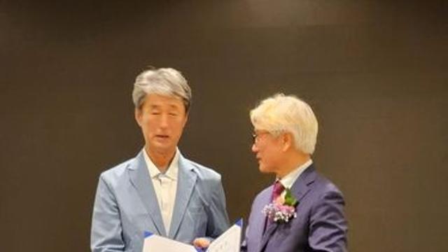 '전설의 잠수함 투수' 한희민, 한국복지사이버대 창단 지휘봉