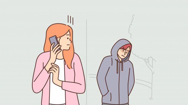 총각인 척 23세 연하 만난 50대… 결별 통보하자 스토킹을?