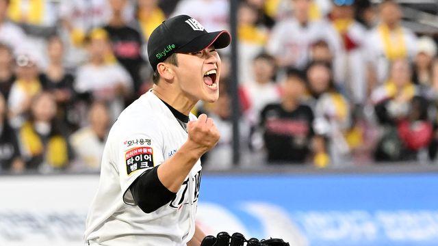 박영현, 박영현, 또 박영현이 침묵시켰다…끝내기 발판 만든 '3⅓이닝 퍼펙트 인생투' [준PO4]