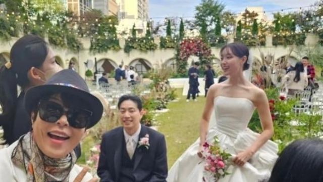 조혜련, 송지은♥박위 커플과 인증샷...눈부신 선남선녀