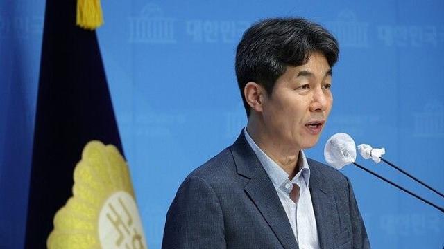 윤건영 “尹, 명태균에게 여론조사 결과 보고 받았다면 불법…문다혜, 엄정한 처벌 받아야”