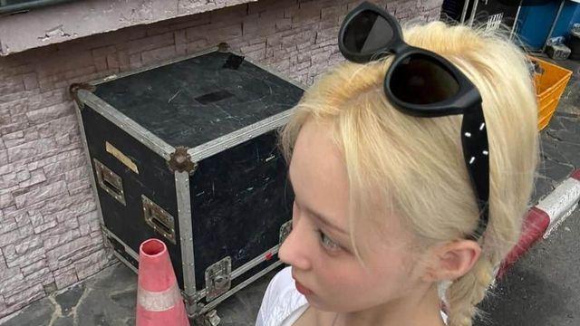 진지하게 남자보다 작은 에스파 윈터.,,