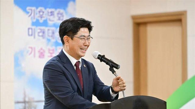 윤충식 경기도의원,  