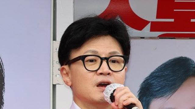 한동훈 “김 여사 우려 없애려면 대통령실 인적 쇄신해야”
