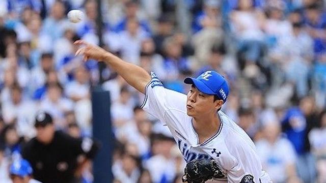 '멱살 잡혀' 등장한 삼성 김윤수, 오스틴 삼진 처리하고 포효