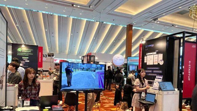 창업진흥원, 싱가포르 스타트업 전시회서 ‘K-STARTUP & 부산 통합관’ 조성