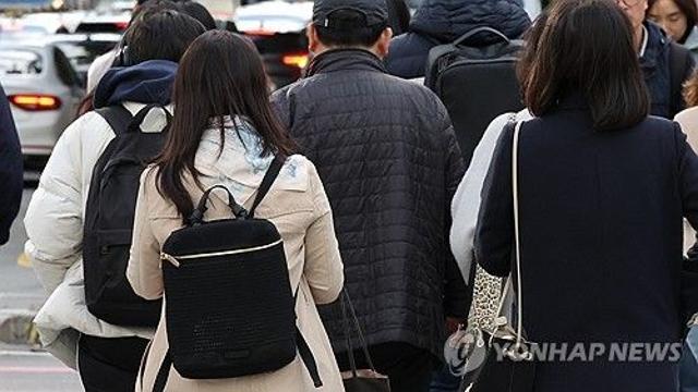[날씨] '기온 뚝' 쌀쌀한 출근길…일교차 10도 이상