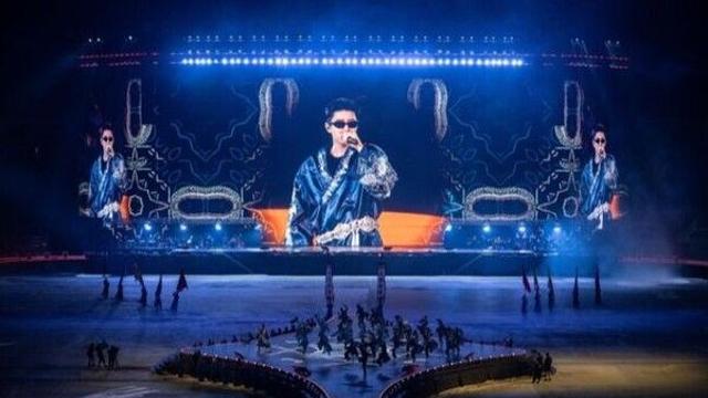 임영웅 공연 실황 영화, 역대 최초 35만 명 돌파...영웅시대 해냈다