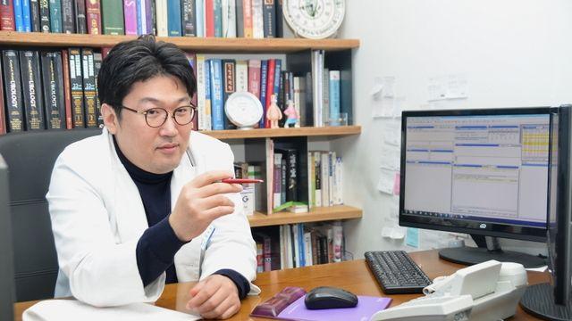 일교차 큰 가을, 전립선 비대증 증상 악화… 관리법은?