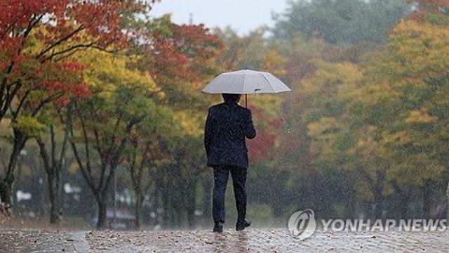 [내일날씨] 전국 흐리고 제주·경상권 비…강원 산지엔 안개