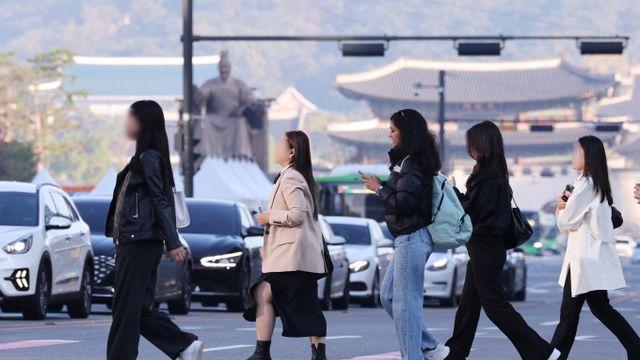 [내일 날씨] 흐리고 선선한 가을 날씨… 남해안·제주 가끔 비