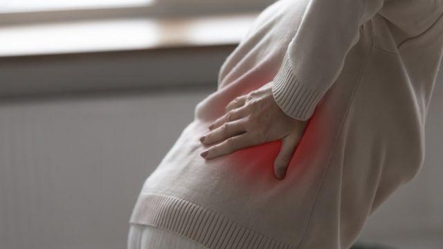 기침만 해도 뼈가 ‘뚝’... ‘골다공증’, 어떻게 예방할까?