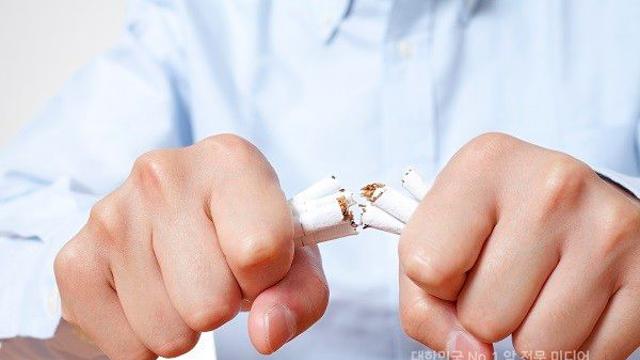 암 진단 9개월 안에 금연 성공 , 생존기간 1년10개월 연장