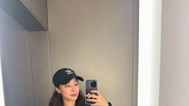 고우리, 믹스매치로 완성한 가을 감성 일본 여행룩