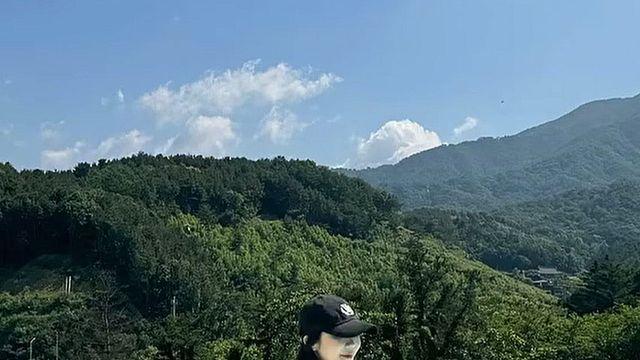 [포토] '트로트계 바비인형' 하유비, 감탄만 나오는 군살 없는 몸매