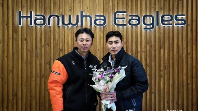 이틀간 128억 쾅! 한화는 FA 시장 큰손…심우준+엄상백에 '초대박 투자'