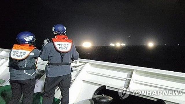 침몰 금성호 실종자 12명 아직 못 찾아…밤샘 수색 돌입