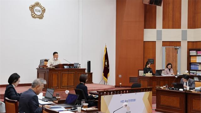 군포시의회, 제277회 임시회 산업건설위원회에서 다양한 조례안 심의