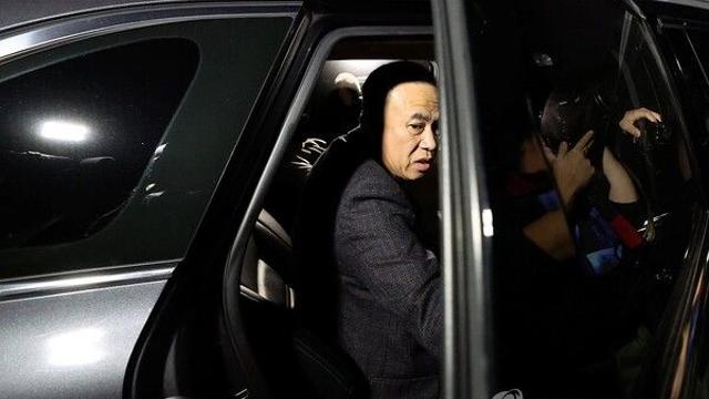 명태균 이틀 연속 검찰 출석…“공천 개입 할 위치 아니었다…‘가짜뉴스’ 때문에 조사 받는 것”