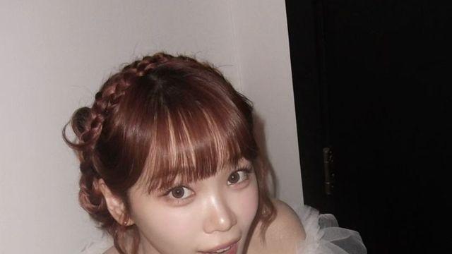 [포토] 르세라핌 김채원, 이렇게 바라보면 심장에 해롭습니다