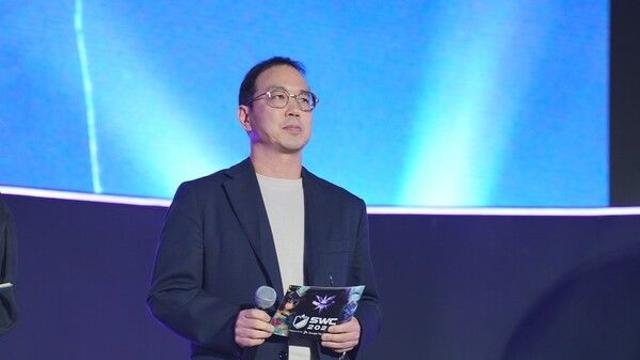 ‘SWC2024’ 월드 파이널 찾은 컴투스 송병준 의장, “글로벌 유저 10년 성원에 감사”
