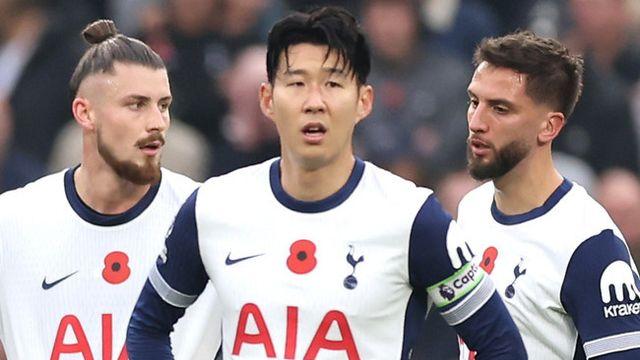 [PL 리뷰] ‘역대급 굴욕’ 승격팀 첫 승의 제물이 됐다...‘손흥민 풀타임 침묵’ 토트넘, 입스위치에 1-2 충격패
