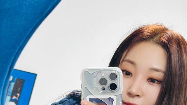 마마무 문별, 힙한 데일리룩으로 시선 강탈…감각적인 악세사리와 자연스러운 헤어 스타일