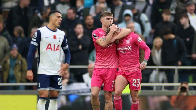 ‘손흥민 침묵’ 토트넘 굴욕적 패배…‘10경기 무승’ 승격팀 입스위치에 1-2 충격패