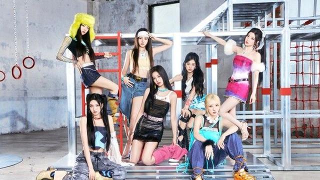 베이비몬스터, 핸드마이크로 '인기가요'  라이브 예고→'런닝맨' 출연까지 인기몰이 시작
