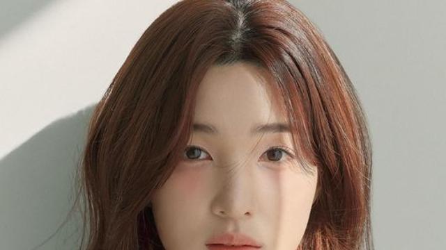 “떳떳한 엄마 될 것” 율희, 최민환 업소 출입 폭로 후 첫 심경 [종합]