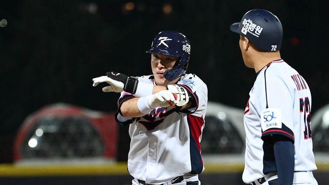 MZ는 세리머니도 다르다!…전세계 휩쓴 '아파트' 율동으로 세리머니, 대표팀 분위기도 UP [타이베이 현장]