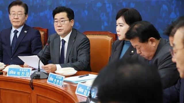 민주당, ‘김건희 특검법’ 수정안 제시…수사대상 축소, 제3자 추천