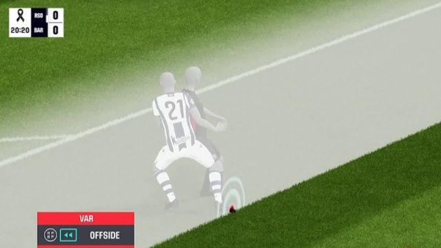 레반돕 팔 사라지고 발은 늘어났다...반자동 시스템마저 오심, 플릭은 폭발 