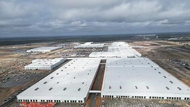 현대차, 전기차 시장 위기와 기회…美시장 새 전략 주목