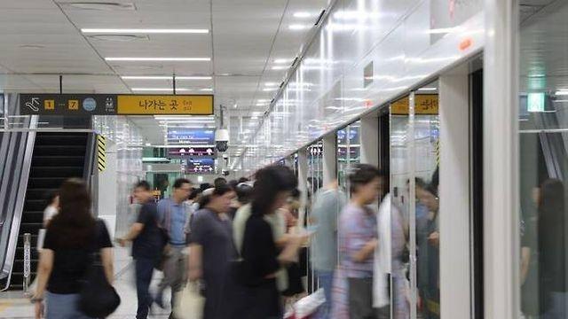 승객 1명 당 적자 800원 고통받는 서울 지하철⋯