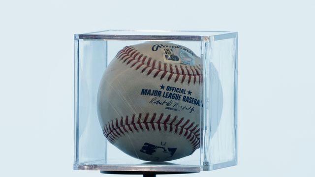 '62억원' 오타니 50호 홈런공, 대만 초고층빌딩서 전시···'꿈을 향해 높이 날자'