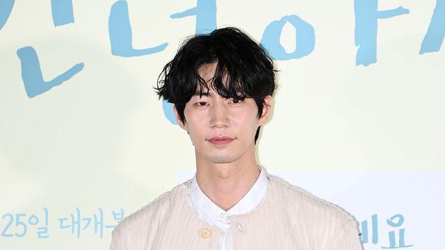 댓글창 막아두고 