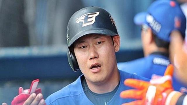 프랜차이즈라도 얄짤 없나... 혹독한 스토브리그 보내는 야구선수 3인방