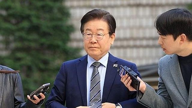 李 1심 생중계 무산에 