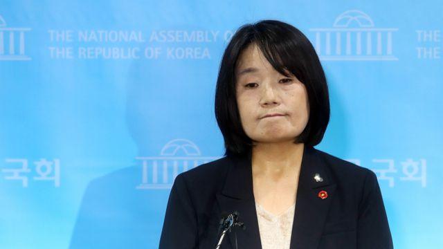 정의연 후원금 횡령… 윤미향, 대법서 징역형 집유 확정(상보)