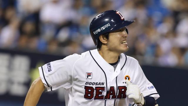 21년 베어스맨 '천재 유격수', 그라운드 떠난다…김재호, 현역 은퇴 선언