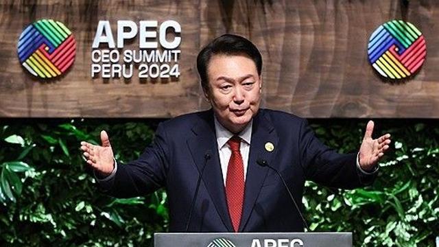 尹대통령, 'APEC AI 표준 포럼' 창설 제안…