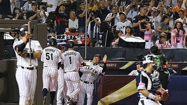 한국, 숙적 일본에 아쉬운 재역전패…프리미어12 탈락 위기