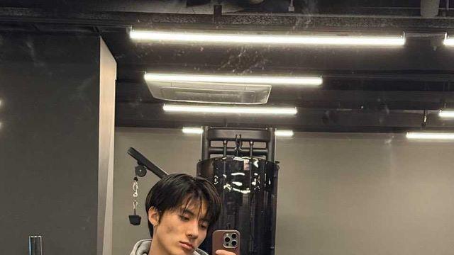 현재 난리난 아이돌 사진wow