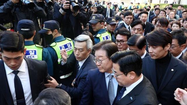 [전망] 李 1심 중형 선고에...민주당, 특검 스킵하고 바로 탄핵으로 갈수도