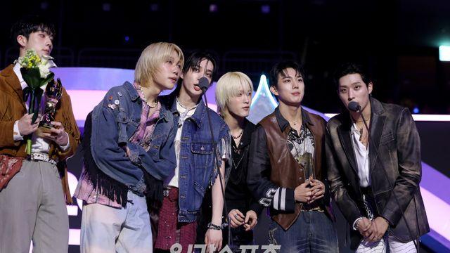 피원하모니, 베스트 아티스트상 수상 “피즈 덕분에 한 해가 복이 가득” [2024 KGMA]